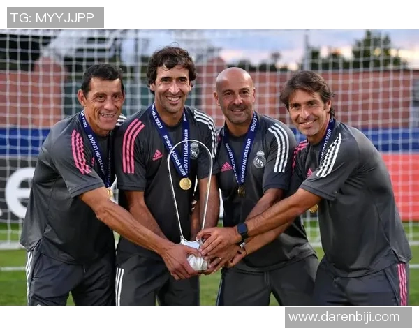 劳尔：西班牙足球传奇之路与荣誉成就解析